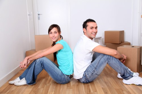 Packing and storage solutions for Elm Park moves