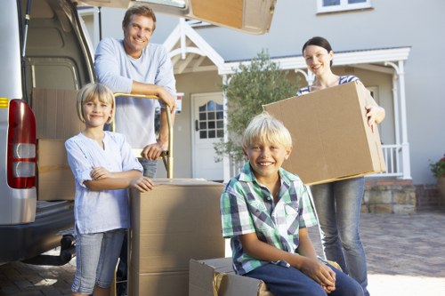 Comprehensive residential and commercial moving services